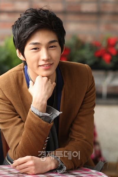 Lee Won Keun (Korean Actor/Artist) .